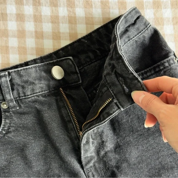 ASOS High Waisted Denim Shorts - Picture 6 of 7